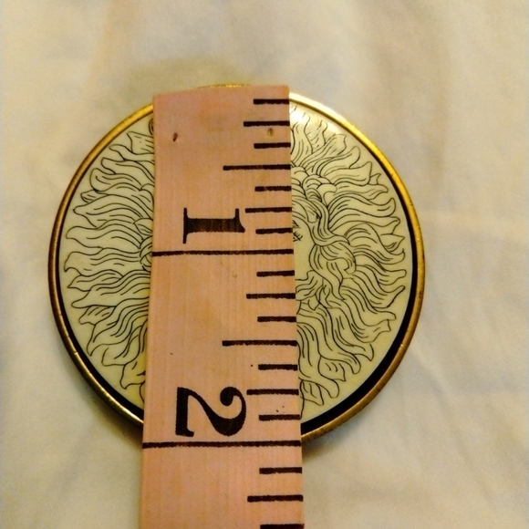 BTS Sun God brass and porcelain belt buckle - Picture 7 of 8